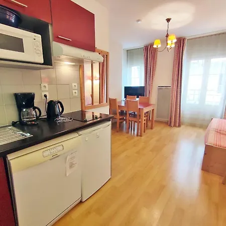Oo, T2, Centre Luchon, Wifi, Casier A Skis, Ascenseur, 4 Personnes