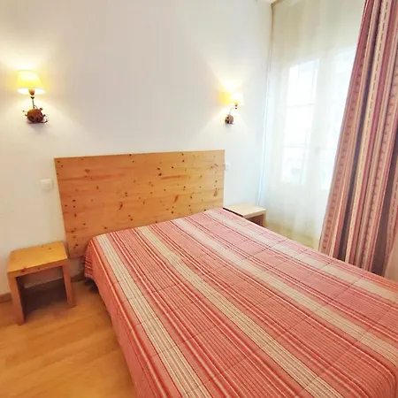 Oo, T2, Centre Luchon, Wifi, Casier A Skis, Ascenseur, 4 Personnes * Bagneres-de-Luchon